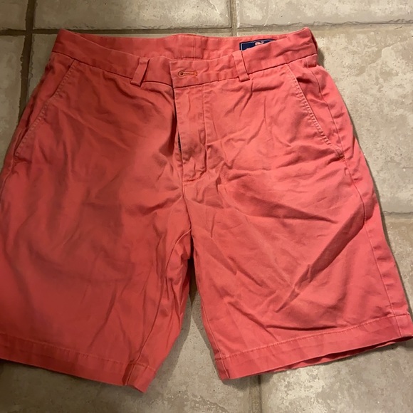 Vineyard Vines Breaker Shorts - Picture 2 of 3